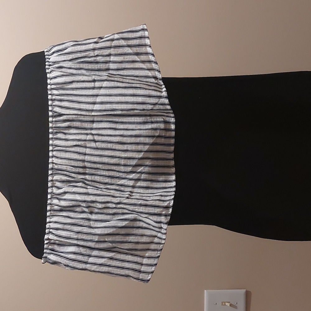 New Crescent Bandeau Ruffle Crop top Sz L